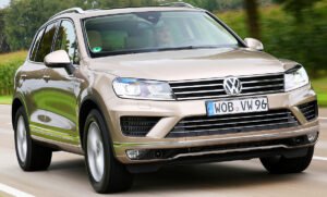 Volkswagen Touareg 2010 - 2014 Headlight GLASS Lens Cover Driver Side + Manual